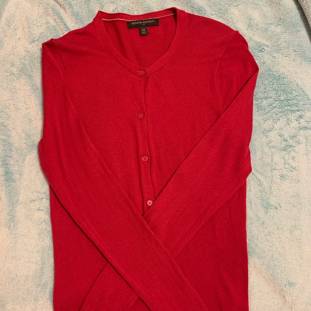 Banana Republic XS size 80% cotton, 20% Rayon viscose, excellent cardigan.